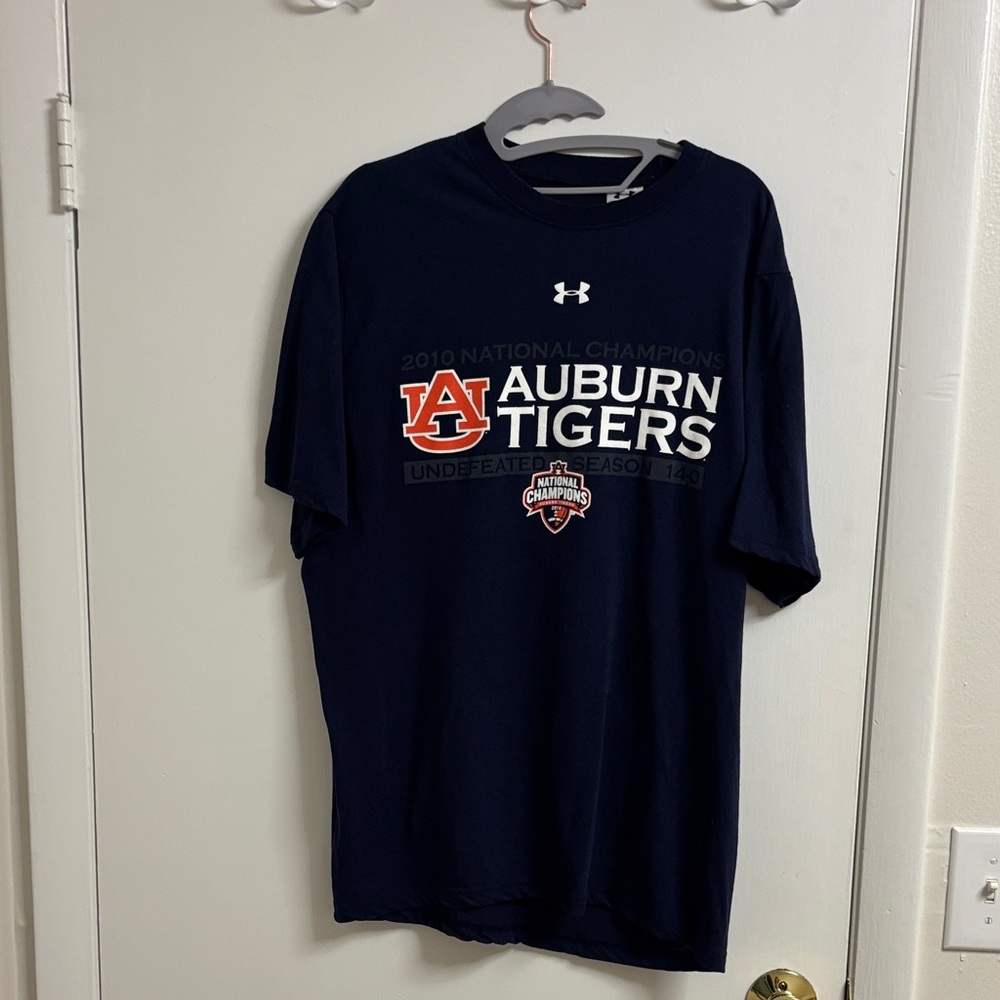 Under Armour Dark Blue Auburn Tigers Tee 2010 Natl Champion Edition Large
